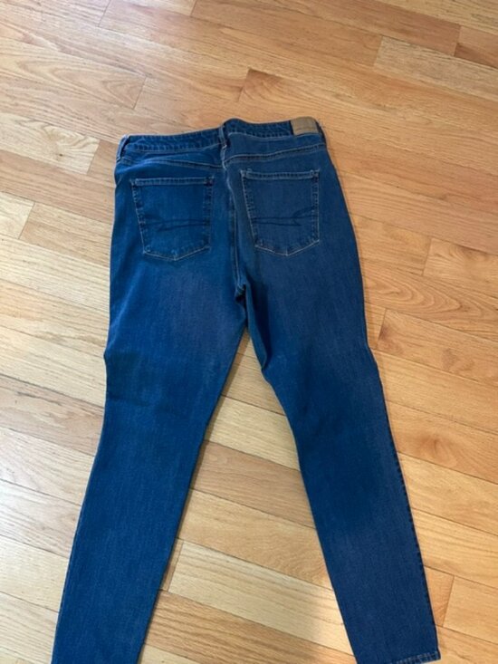 American Eagle Outfitters Denim - American Eagle Dream Stretch Jean skinny leg 14
